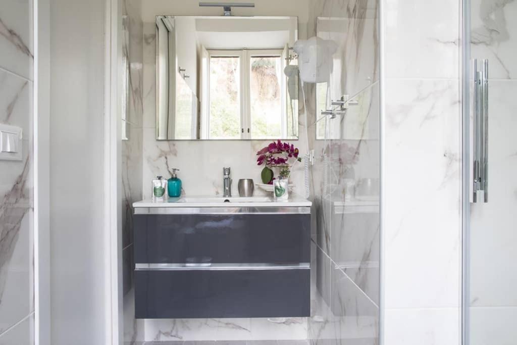 Silver Luxury Jacuzzi Suite Trastevere - Top Collection Rome Exterior photo